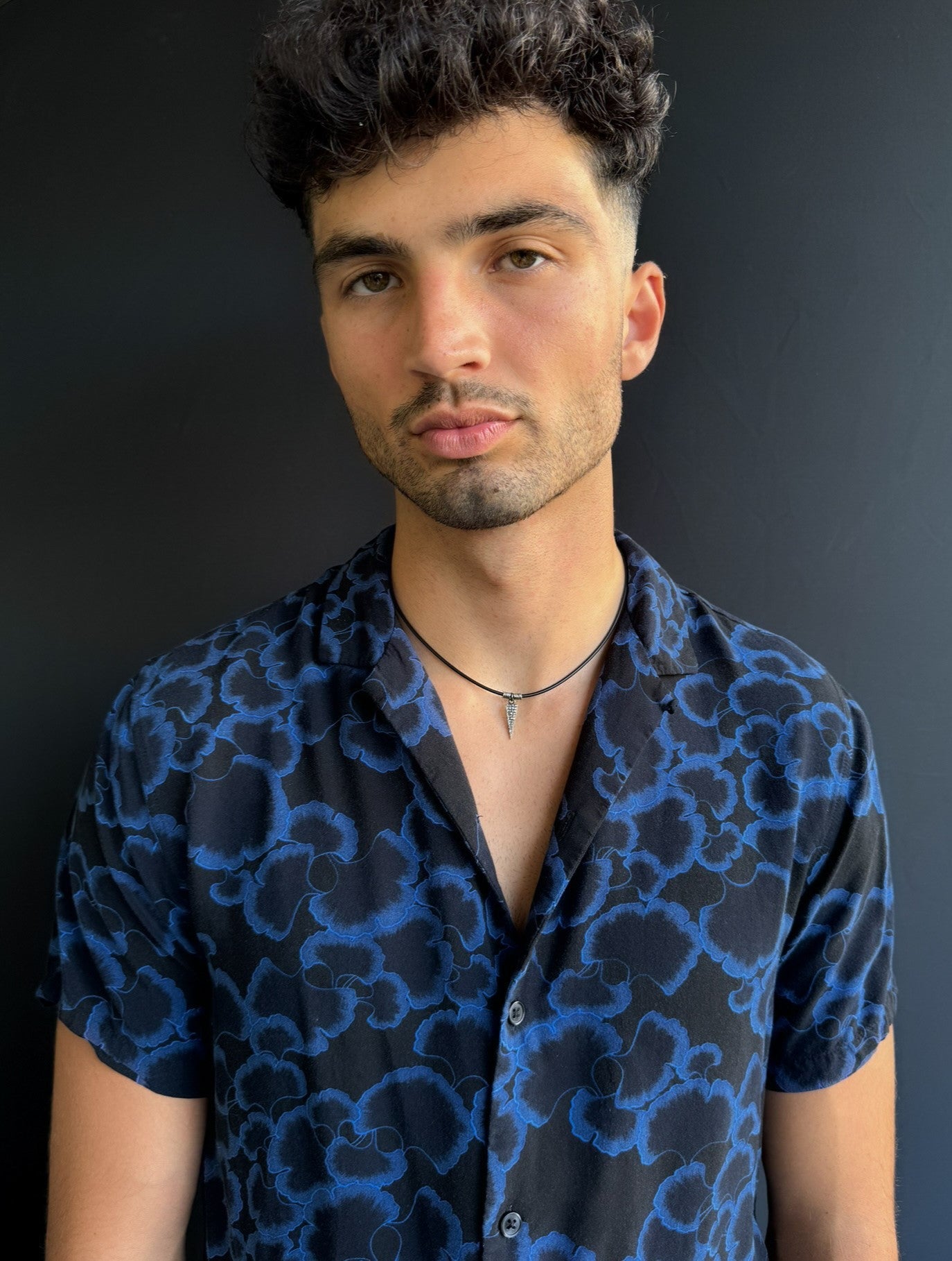 Black Diamond Arrow Necklace in Sterling Silver - LeSilveStone