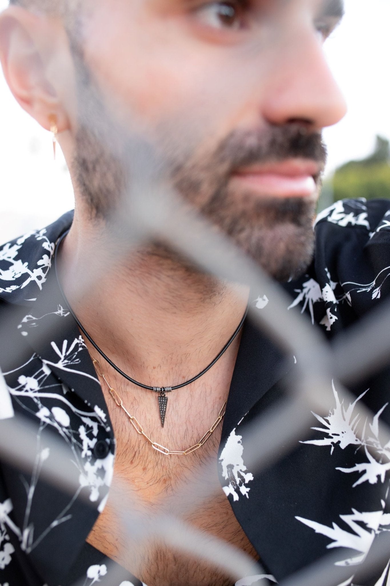 Black Diamond Arrow Necklace in Sterling Silver - LeSilveStone