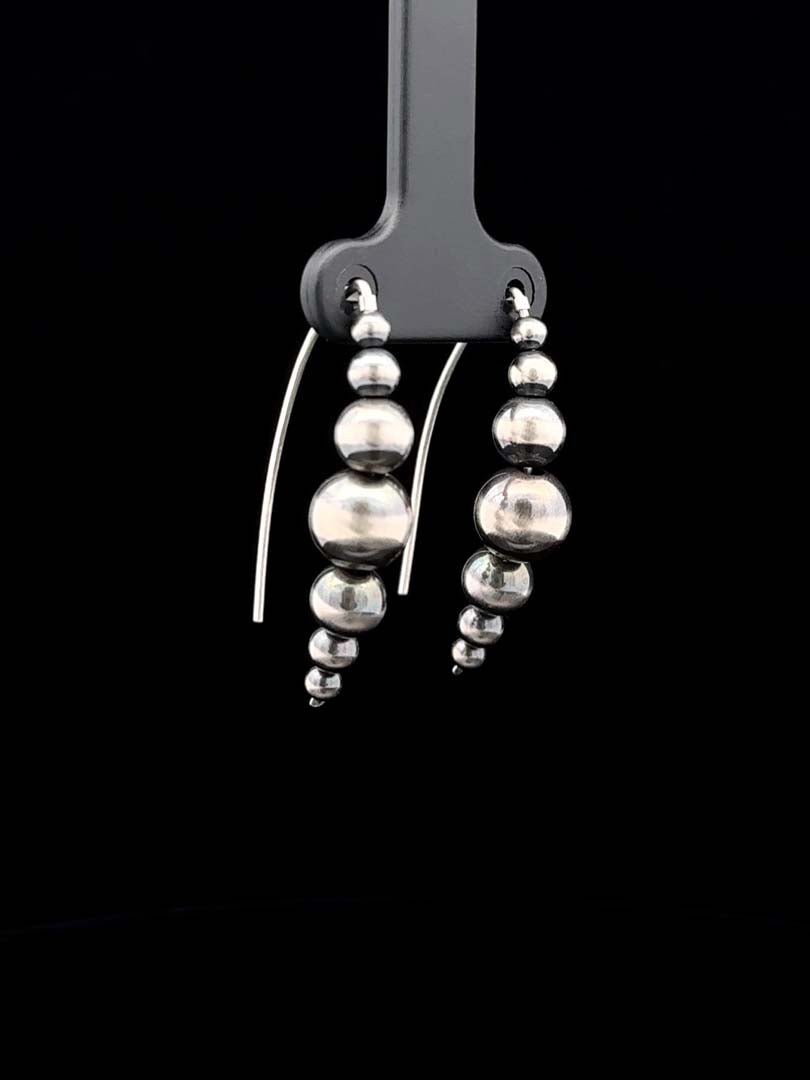 Medium Navajo Pearl Style Threader Earrings - LeSilveStone