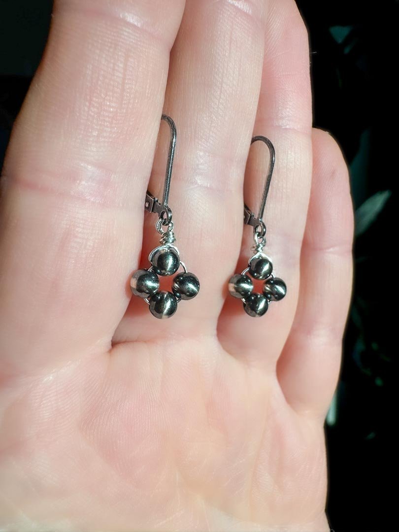 Small Signature Clover Earrings - LeSilveStone