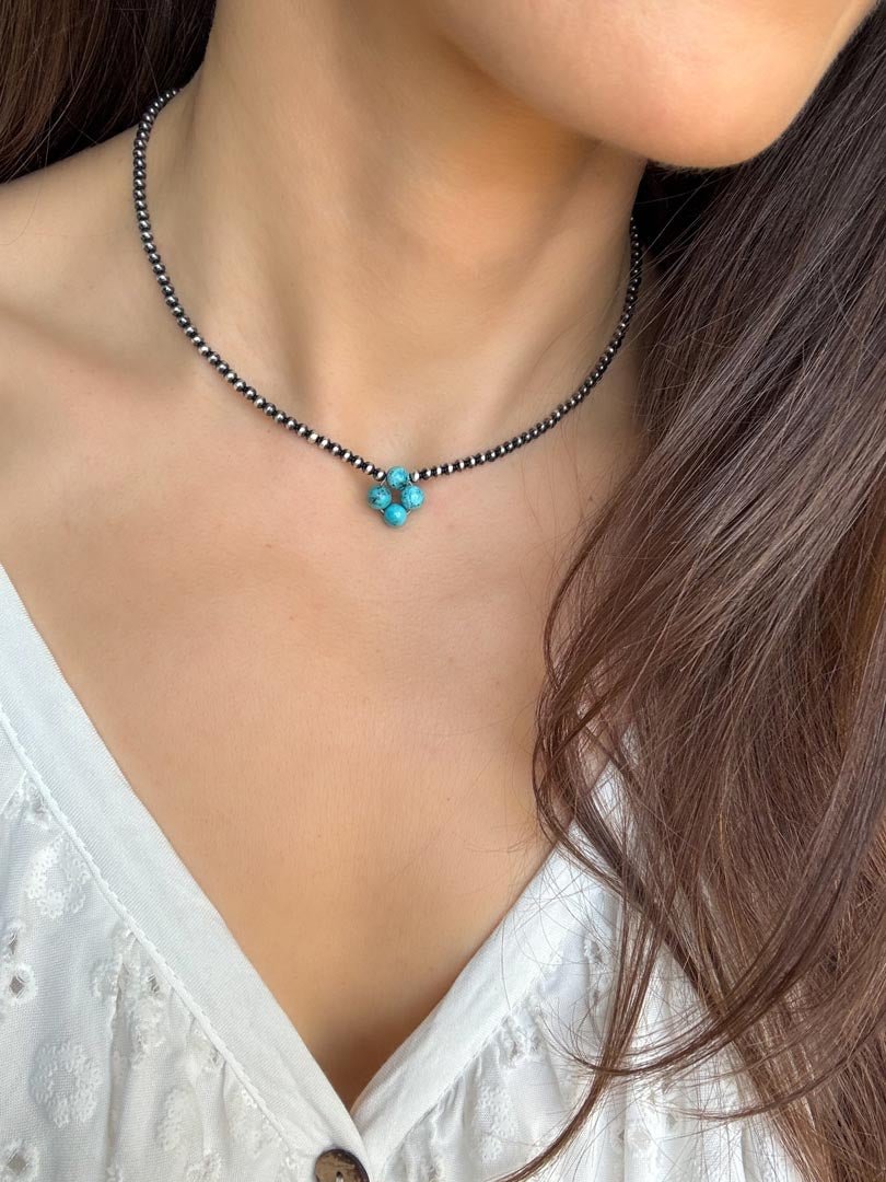 Clover Beaded Navajo Pearl Style Necklace in Sterling Silver