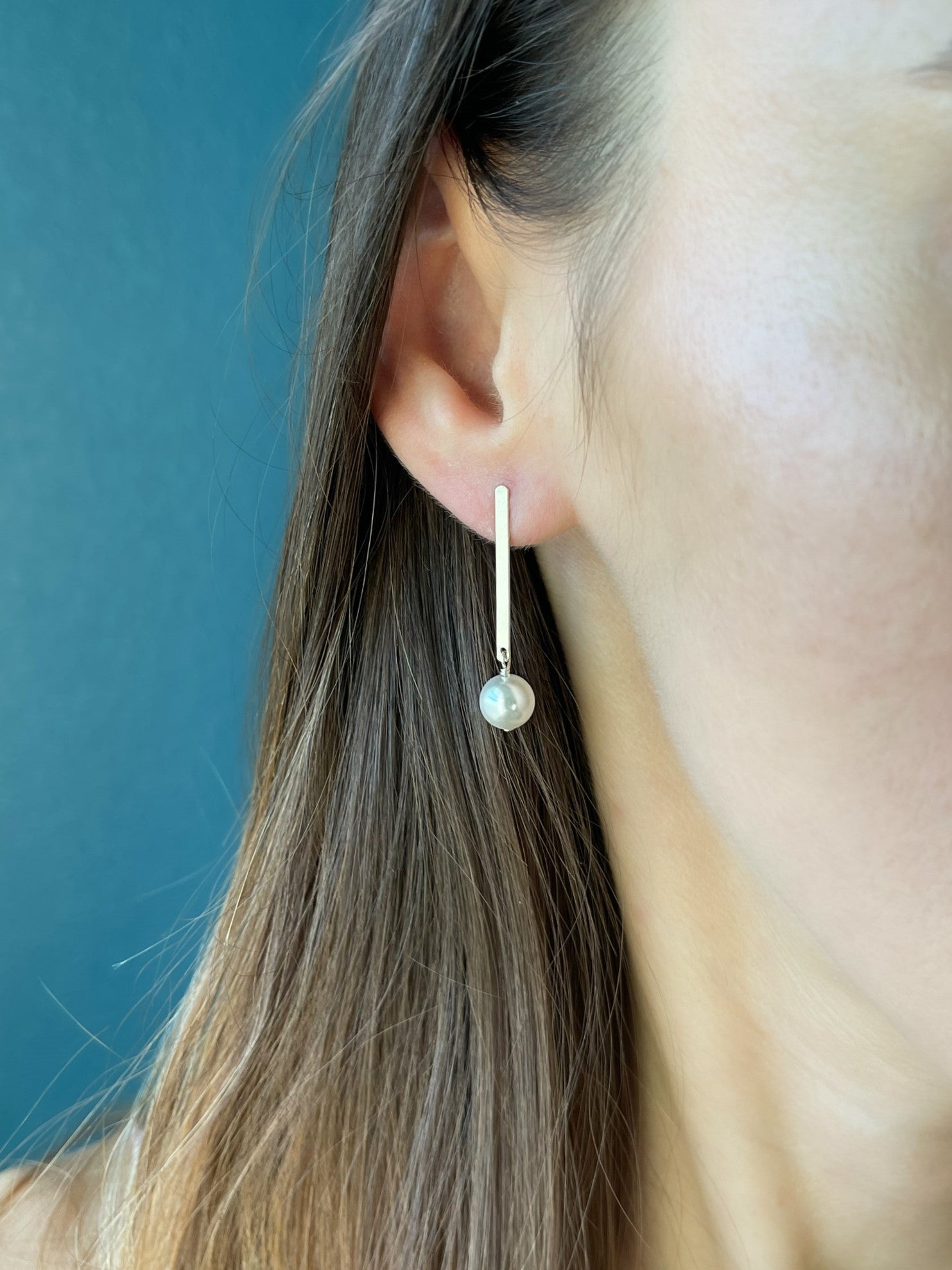 Bar Post Pearl Drop Earrings - LeSilveStone