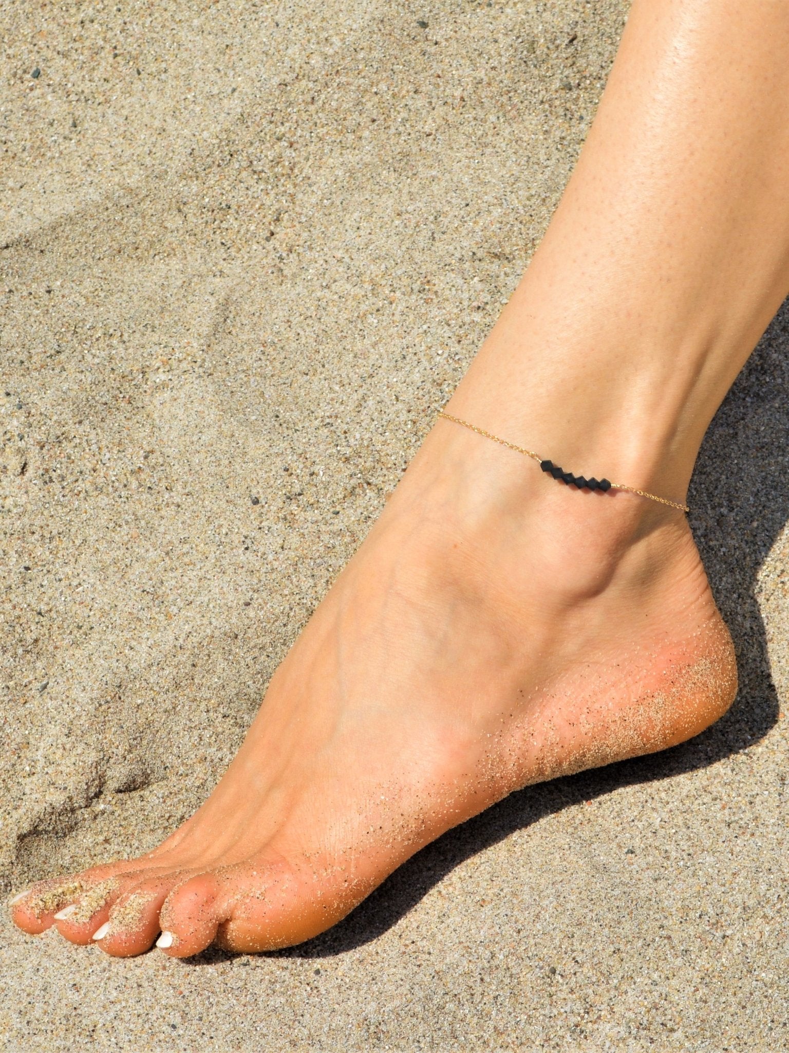 Dainty Chain Anklet with Swarovski® Crystals - LeSilveStone