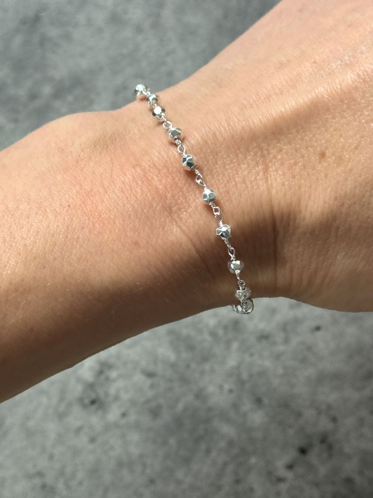 Dainty Beaded Gemstone Bracelet - LeSilveStone