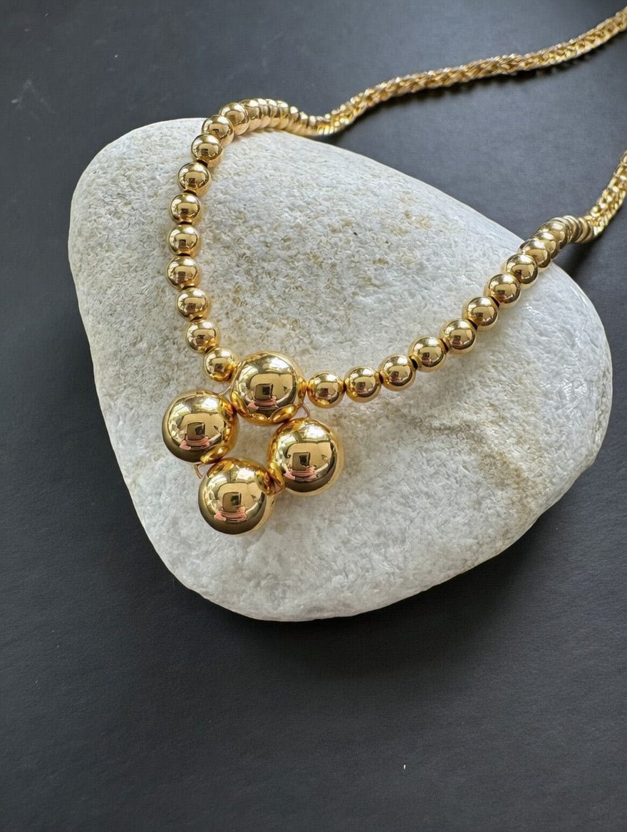 Gold Clover Beaded Necklace in 14K Gold Filled, 4 / 8 mm - LeSilveStone