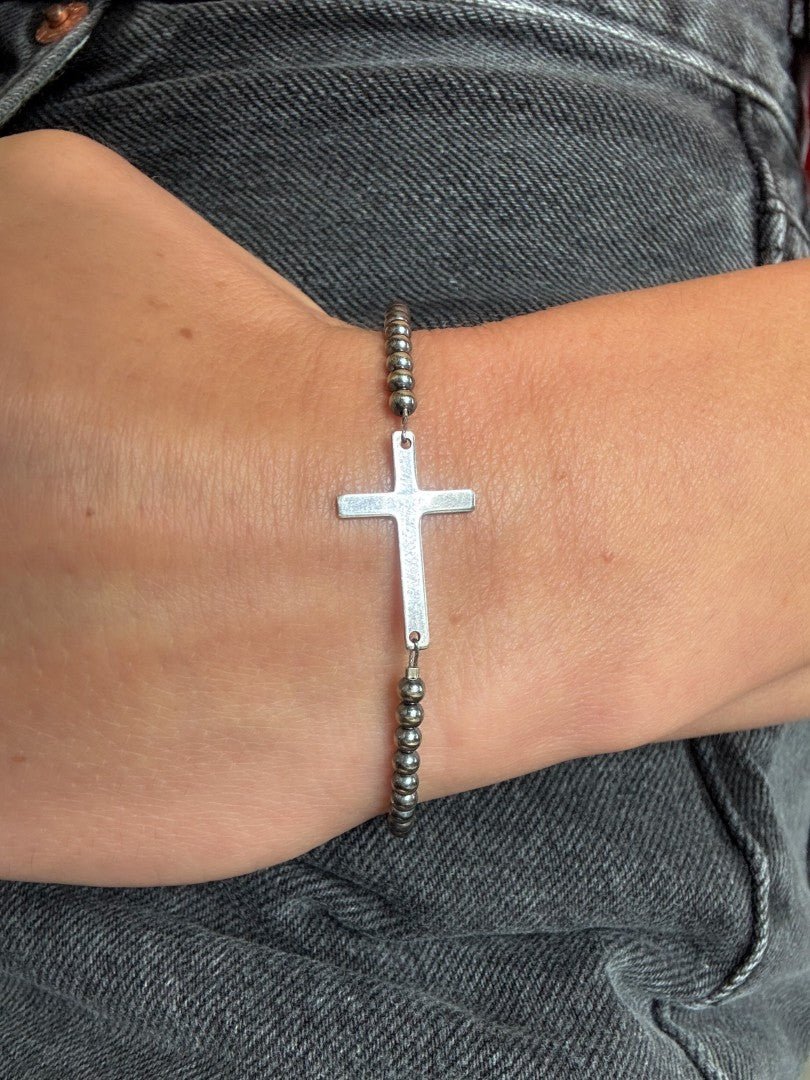 Navajo Pearl Style Cross Bracelet - LeSilveStone