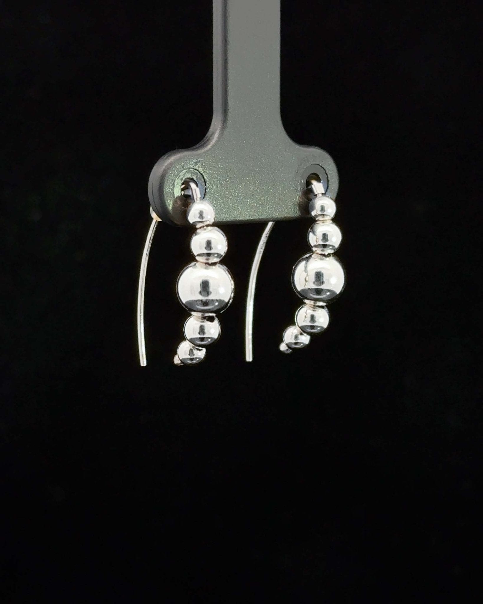 Small Beaded Threader Earrings - LeSilveStone