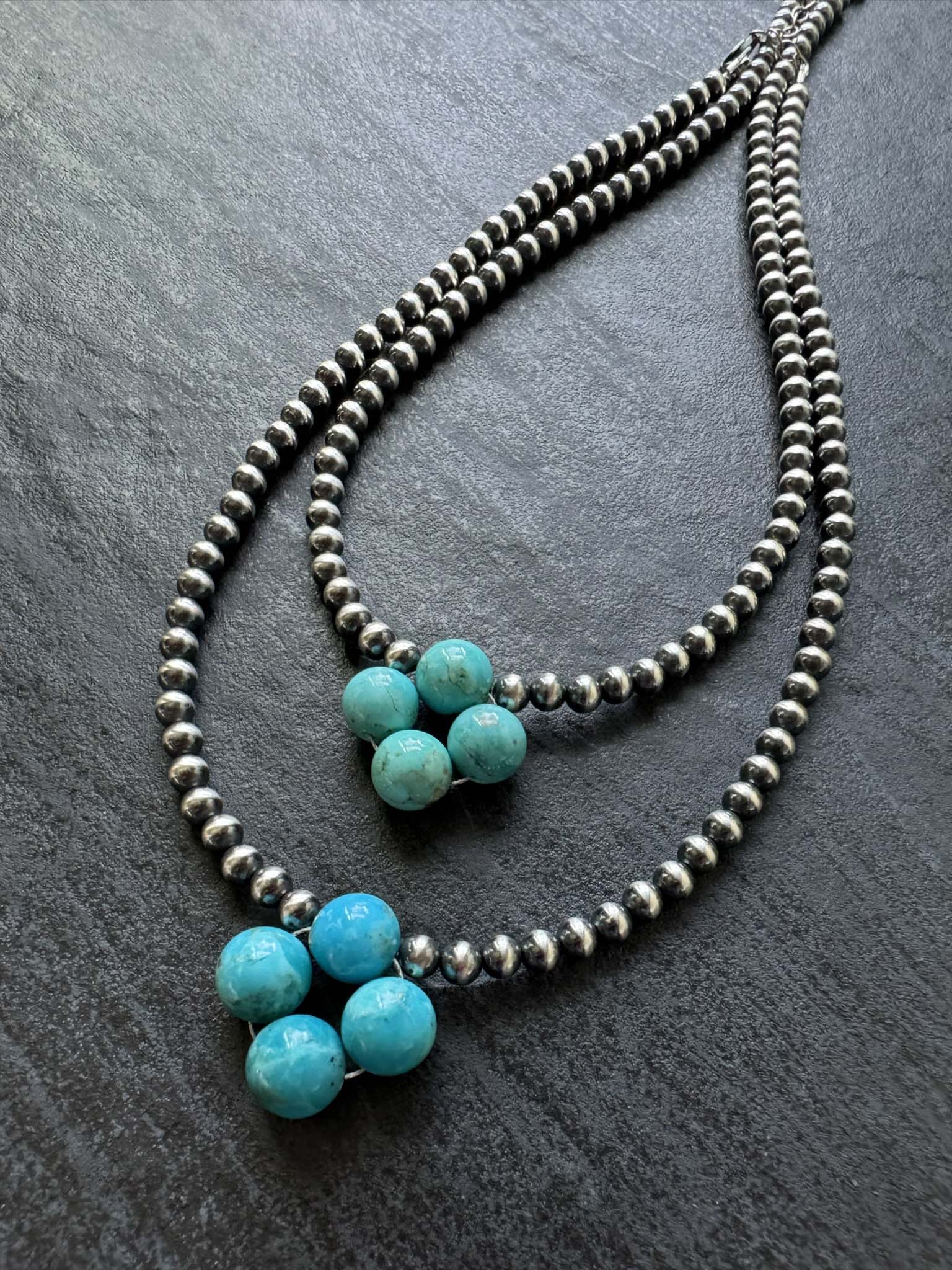 Turquoise Clover Navajo Pearl Style Necklace in Sterling Silver, 4 / 8 mm - LeSilveStone