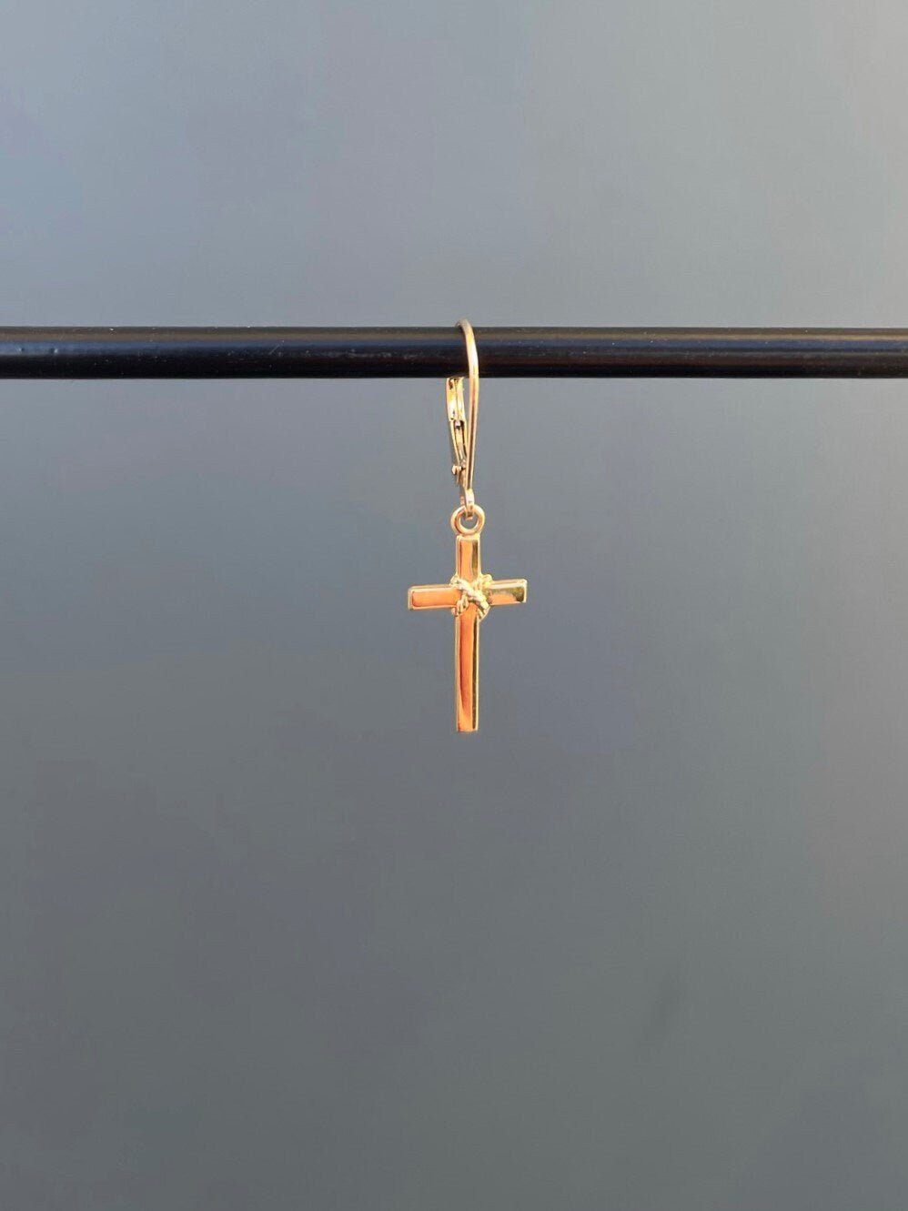 Men's Dangle 14K Gold Earrings with Rope Accent Cross - LeSilveStone