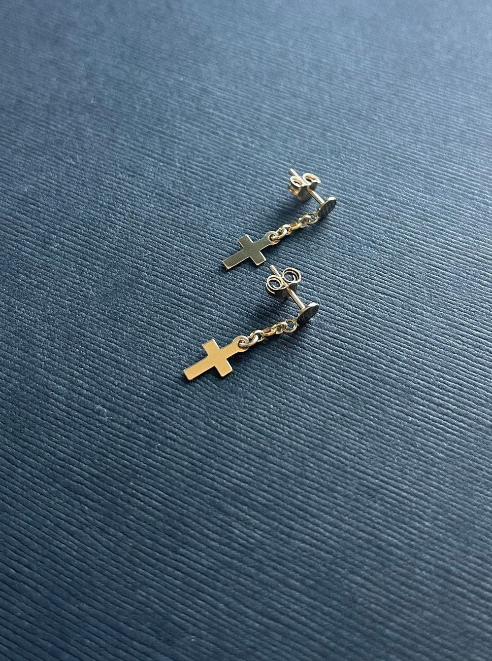 Tiny Dot Stud Earrings with Dangle Cross - LeSilveStone